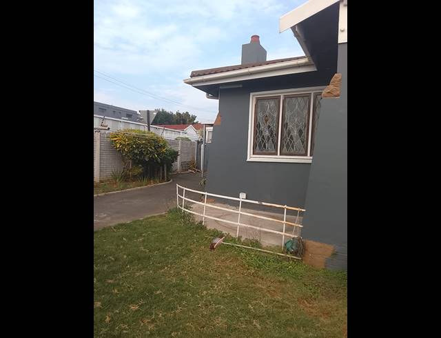 4 BEDROOM HOUSE FOR SALE IN BLUFF